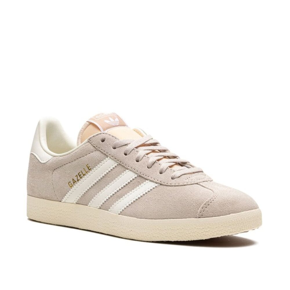 NWT Adidas Originals Gazelle sneakers in wonder beige. Unisex Size M 7.5 / W 8.5